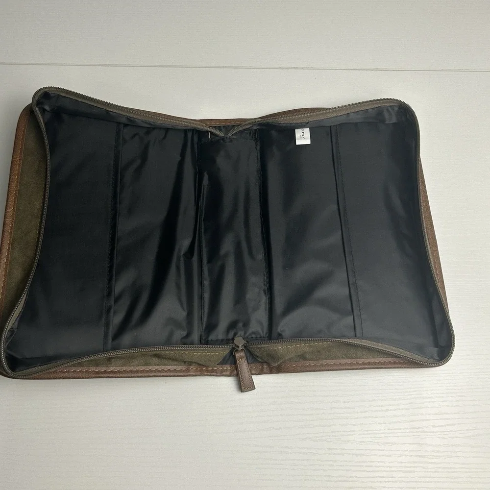 Zondervan XL Bible Cover Green Suede with Brown Trim, Handle, Zipper 11